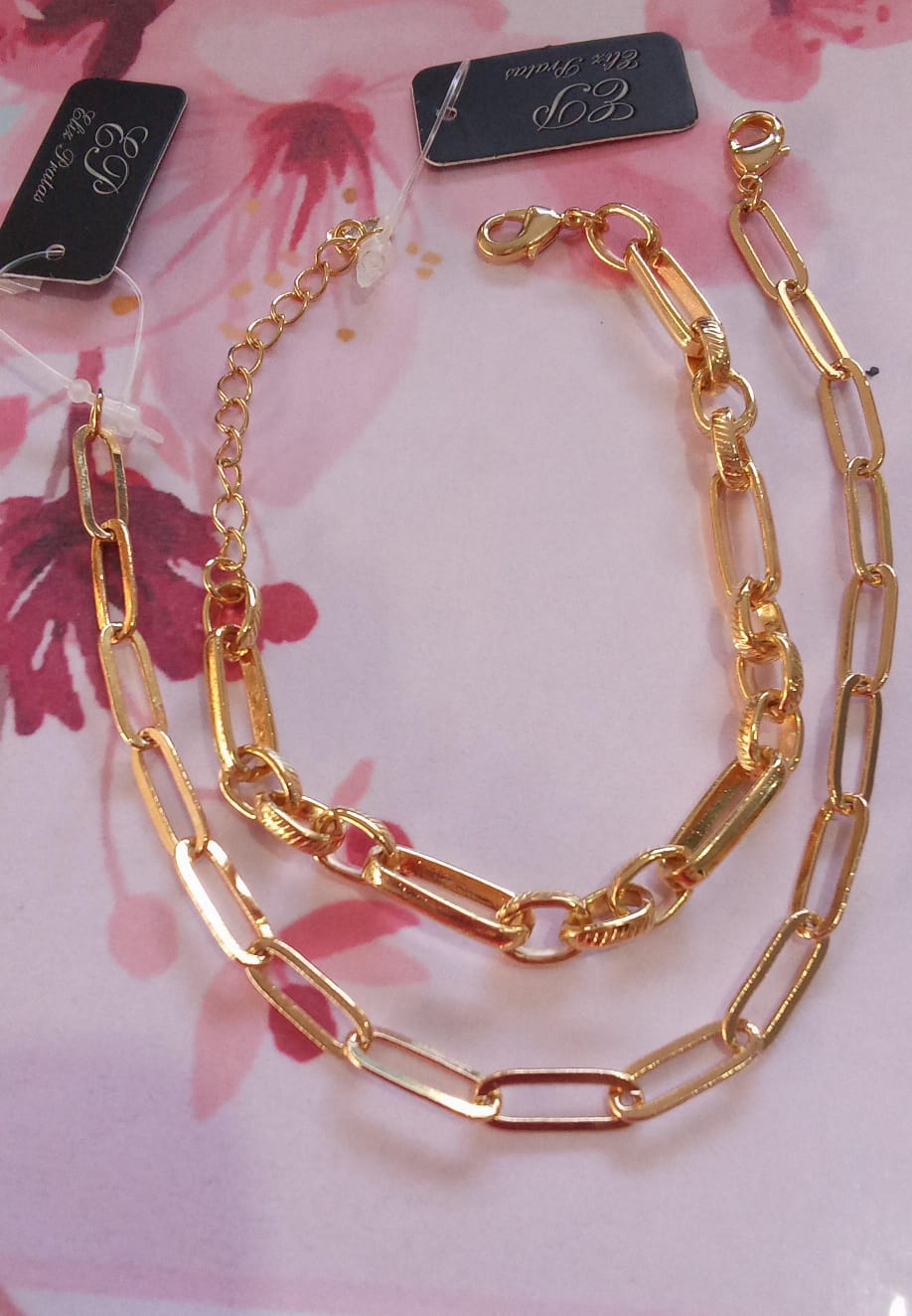 colar de corrente dourada